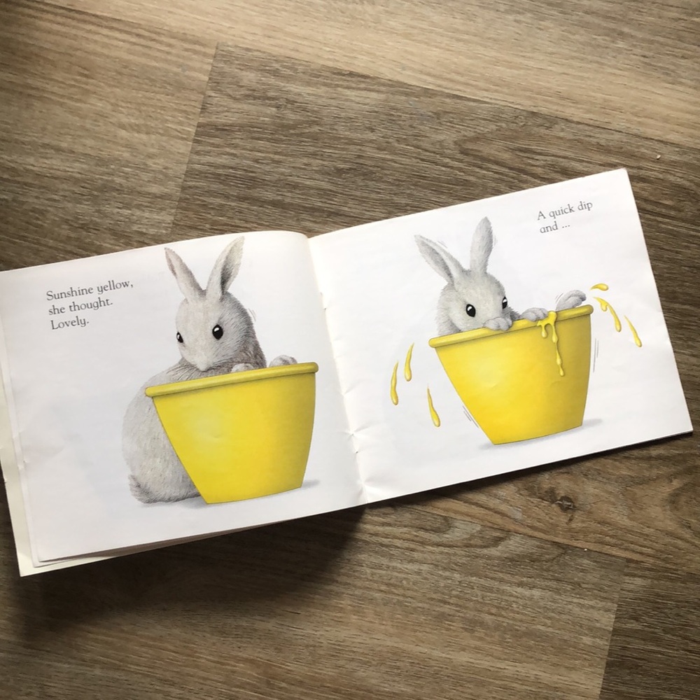 ❤️$3 White Rabbit's Color Book 1995 - Picture 7 of 16